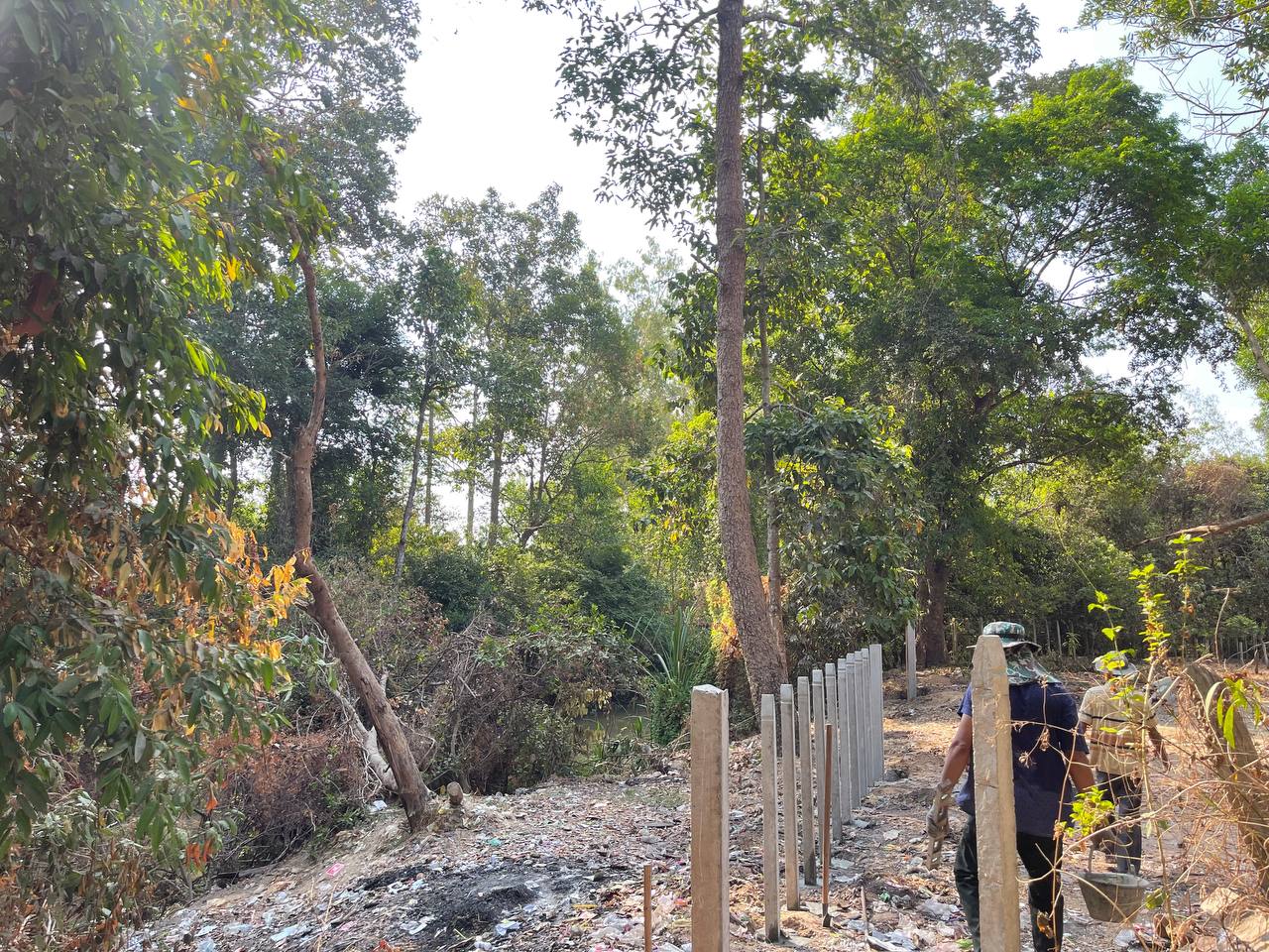 School Fence for the Phum Steung Primary School – photo 4