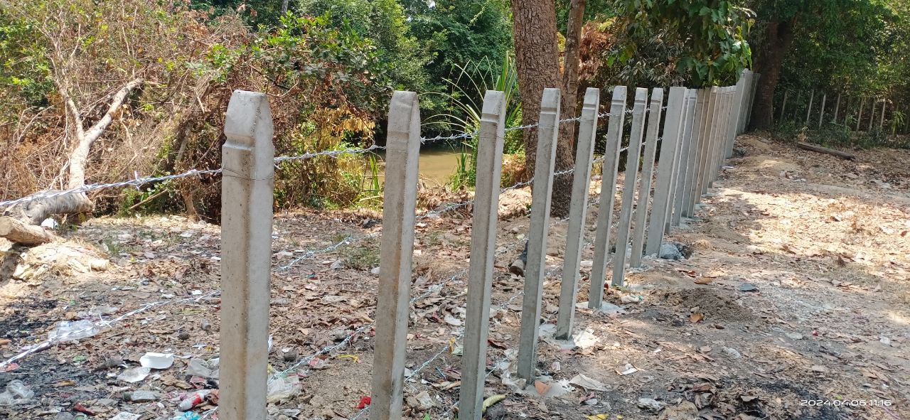 School Fence for the Phum Steung Primary School – photo 6