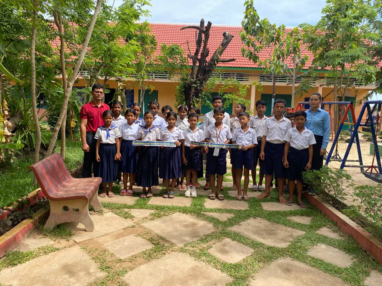 School Roof Renovation at Ta Ei Primary School – photo 5
