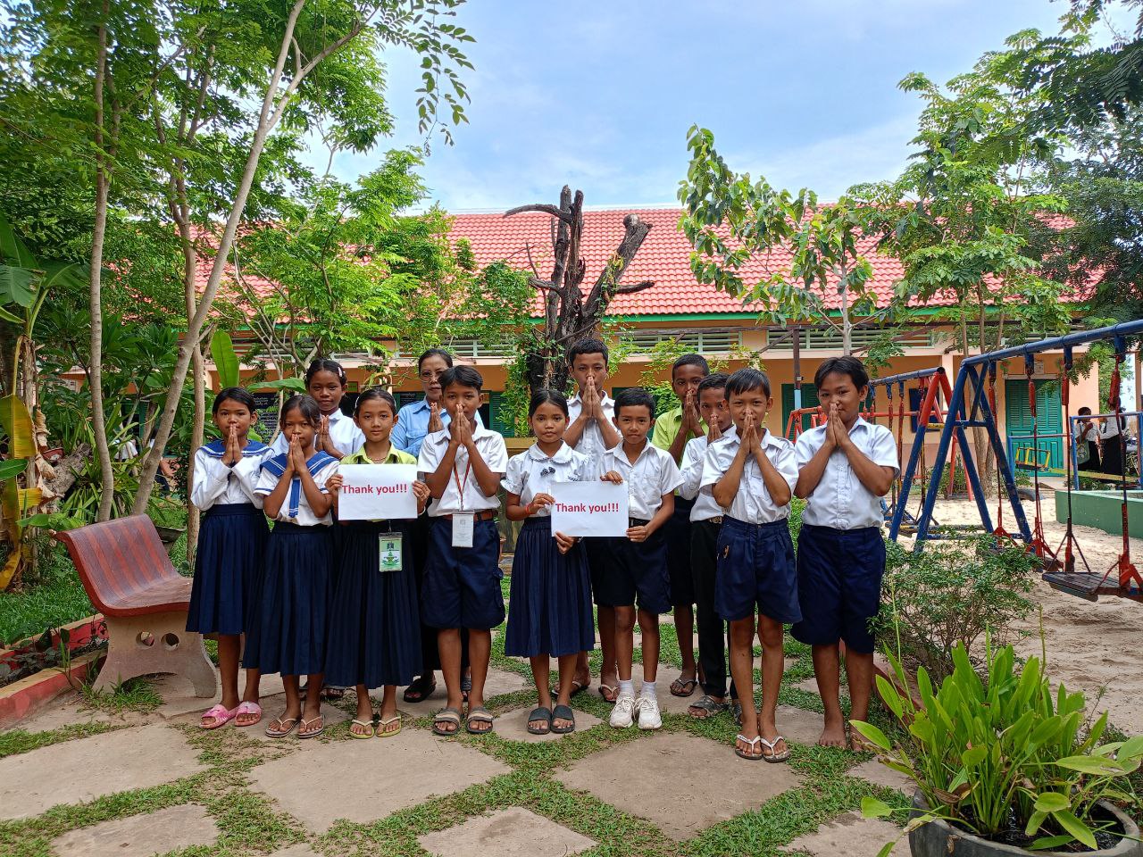 School Roof Renovation at Ta Ei Primary School – photo 3