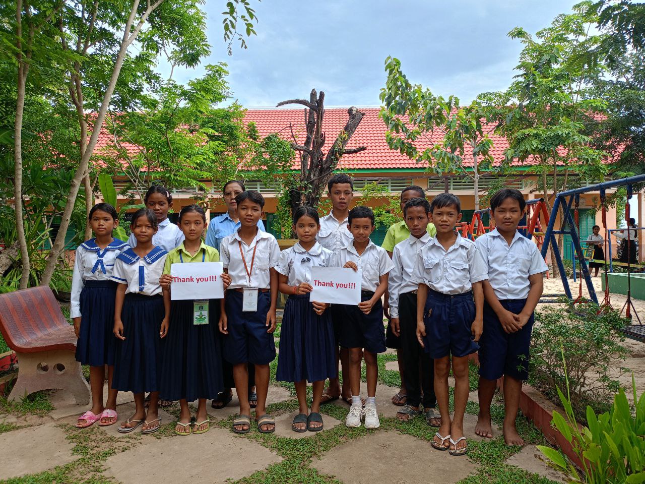 School Roof Renovation at Ta Ei Primary School – photo 2