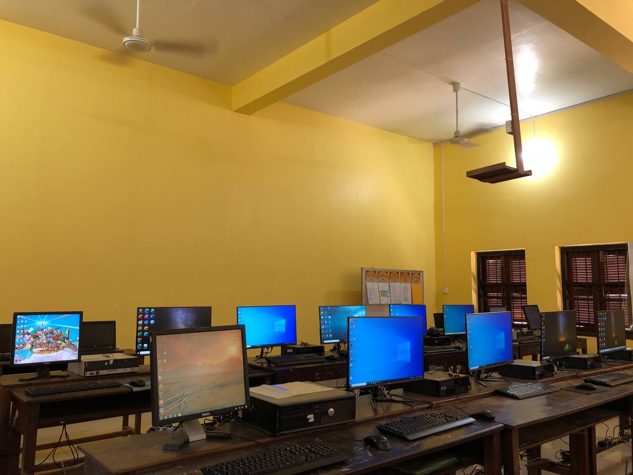 Computer Lab Project at Primary School Level – photo 1