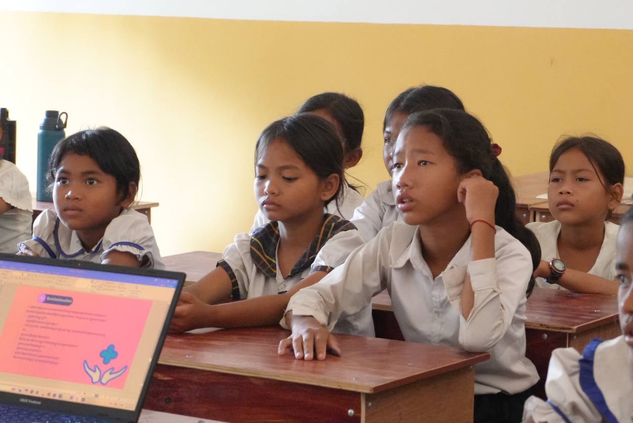 Day for Girls Workshop – Empowering Young Girls Through Knowledge and Care – photo 6
