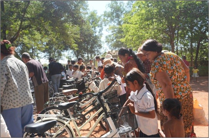 Bicycles at Cham Pey Primary School – photo 12