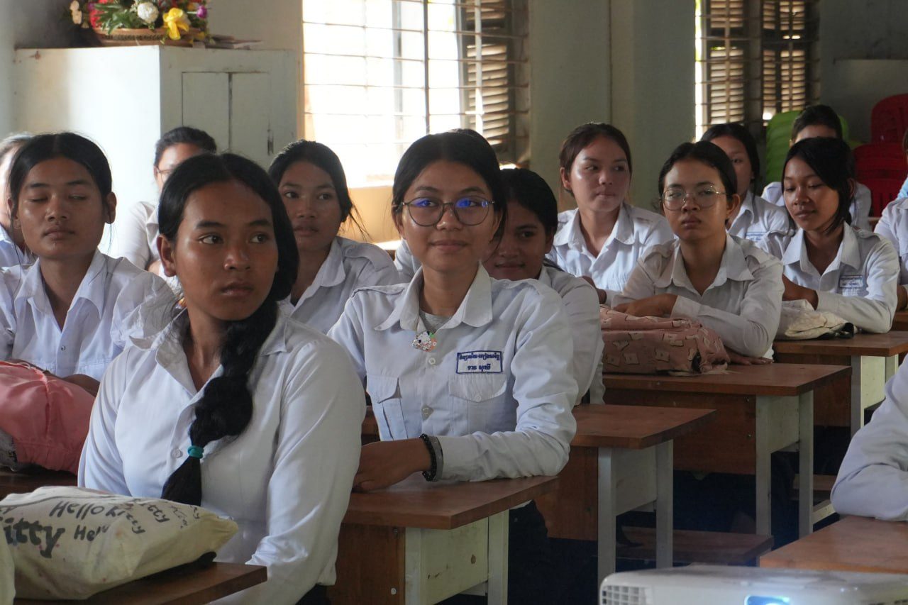 Early marriage prevention program – photo 4